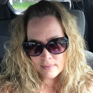 Meet your Posher, Sherry